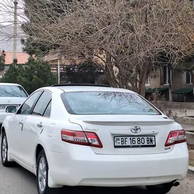 Toyota Camry 2010