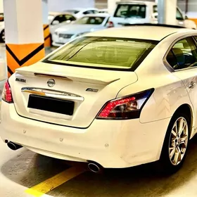 Nissan Maxima 2013