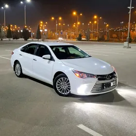 Toyota Camry 2016