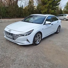 Hyundai Elantra 2021