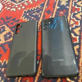 Samsung A04s