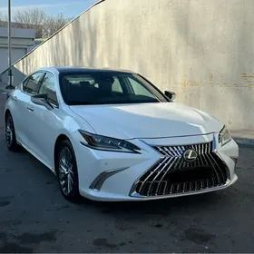 Lexus ES 350 2022