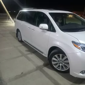 Toyota Sienna 2017