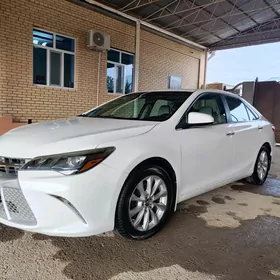 Toyota Camry 2017