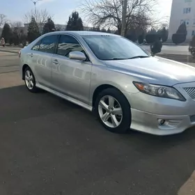 Toyota Camry 2010