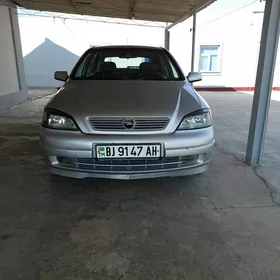 Opel Astra 2003