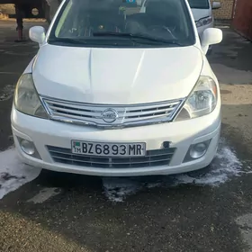 Nissan Versa 2010