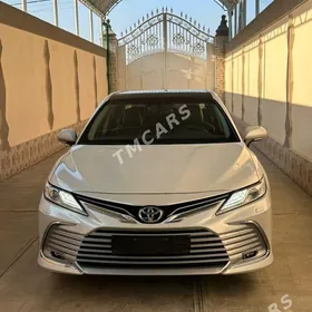 Toyota Camry 2023