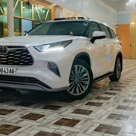 Toyota Highlander 2020