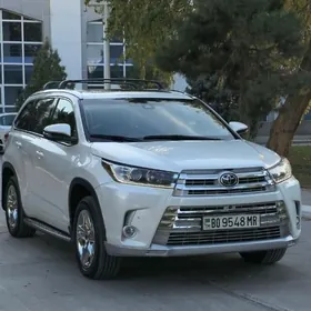 Toyota Highlander 2019