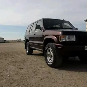 Isuzu Trooper 1993