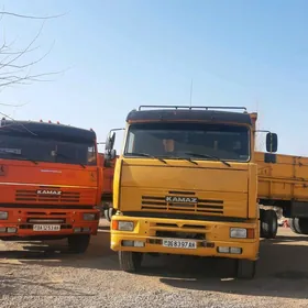 Kamaz 6520 2013