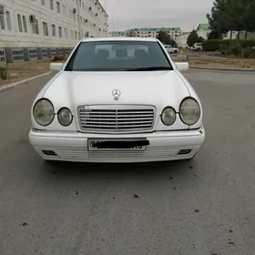 Mercedes-Benz E320 1998