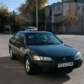 Toyota Camry 1998