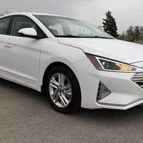 Hyundai Elantra 2019