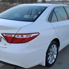 Toyota Camry 2017