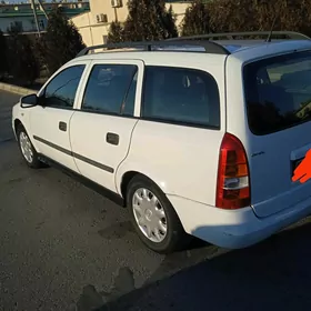 Opel Astra 2000