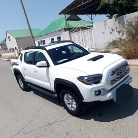 Toyota Tacoma 2022