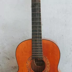 Гитара Gitara CREMONA CHEHOSLO