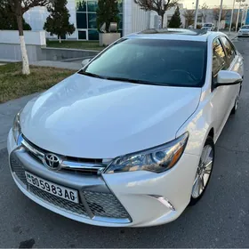 Toyota Camry 2015