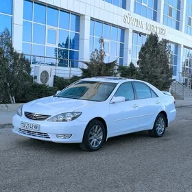 Toyota Camry 2005