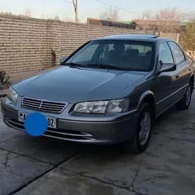 Toyota Camry 1998