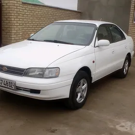 Toyota Carina 1995