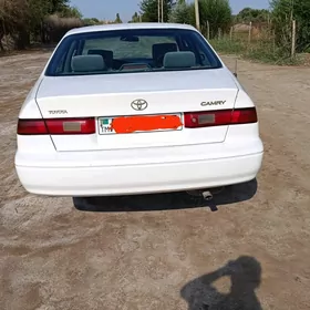 Toyota Camry 1997