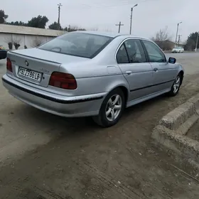 BMW E39 1998