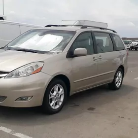 Toyota Sienna 2006