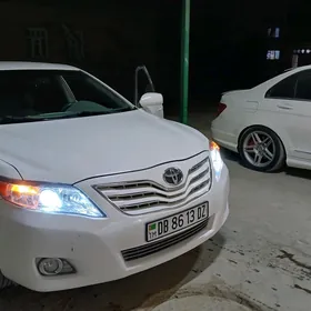 Toyota Camry 2010