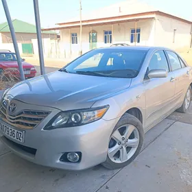 Toyota Camry 2010