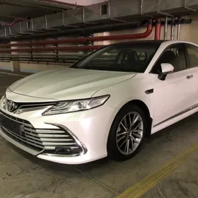 Toyota Camry 2023