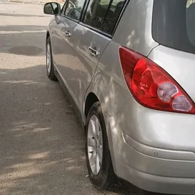 Nissan Versa 2009