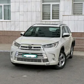 Toyota Highlander 2017