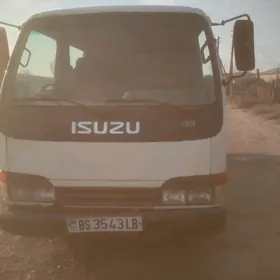 Isuzu Forward 2003