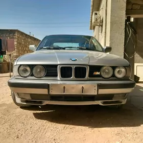 BMW 535 1989