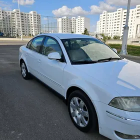 Volkswagen Passat 2004