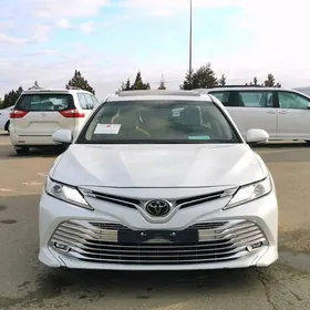 Toyota Camry 2020