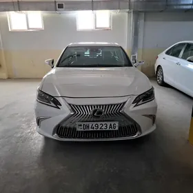 Lexus ES 350 2019