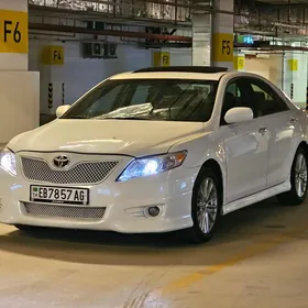 Toyota Camry 2011