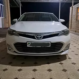 Toyota Avalon 2013