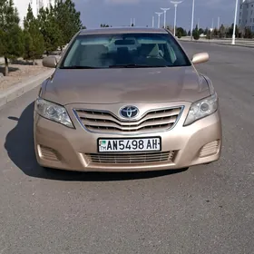 Toyota Camry 2010