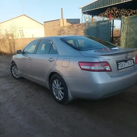 Toyota Camry 2010