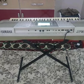 Yamaha 2100