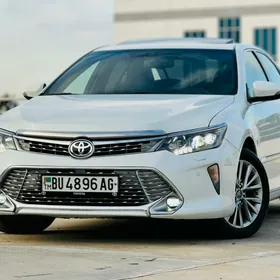 Toyota Camry 2017