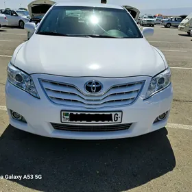 Toyota Camry 2010