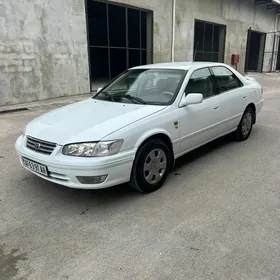 Toyota Camry 2000