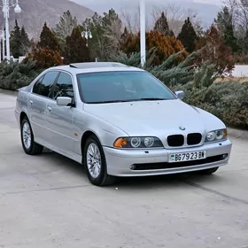 BMW E39 1999