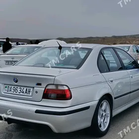 BMW 530 2001